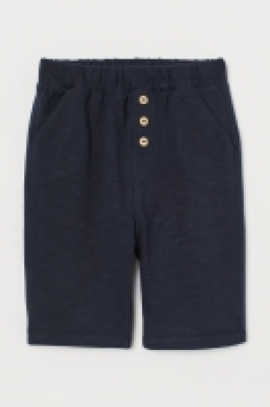 Pantalón corto de punto 8.99 €