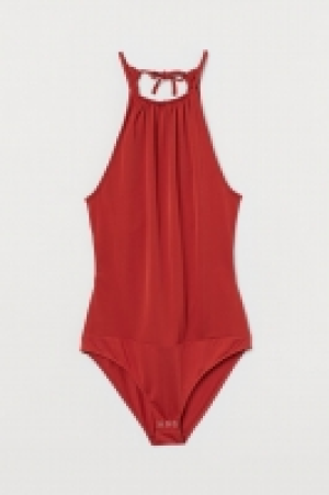 HM  Body cut-out