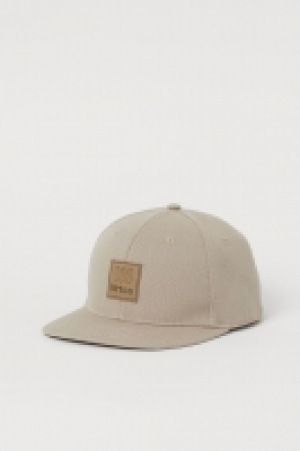 Gorra con aplicación 6.99 €