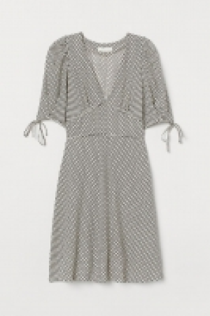 Vestido en mezcla de lyocell 10.99 €