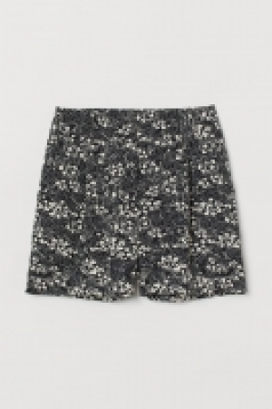 Pantalón corto de vestir 13.99 €