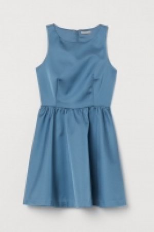 Vestido corto de satén 23.99 €
