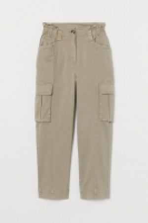 Pantalón tobillero cargo 12.99 €