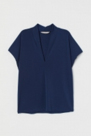 Top con escote de pico 5.99 €