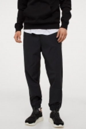Joggers Regular Fit 11.99 €