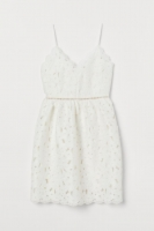 Vestido de encaje escote en V 29.99 €