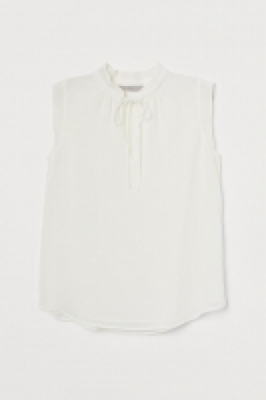 Blusa con cuello plisado 11.99 €