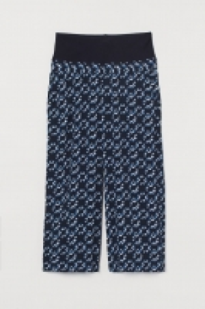 MAMA Pantalón cropped 7.99 €