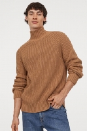 Jersey en punto de canalé 17.99 €