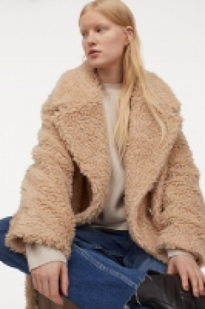 Abrigo en mezcla de lana 49.99 €