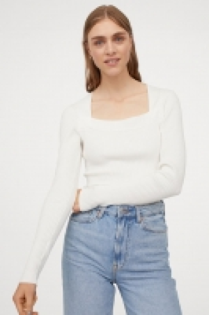 Jersey en punto de canalé 10.99 €