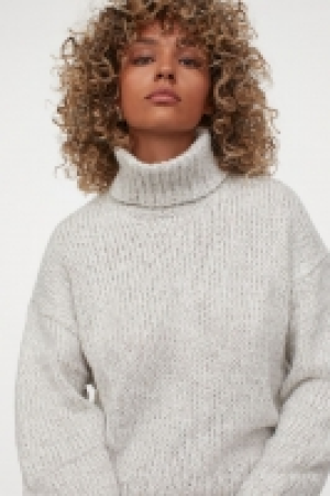 Jersey de cuello alto en punto 14.99 €