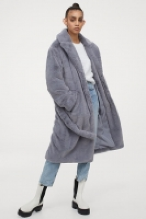 Abrigo en pelo sintético 34.99 €