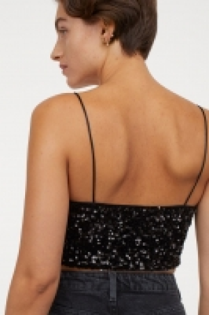 Top cropped de lentejuelas 12.99 €