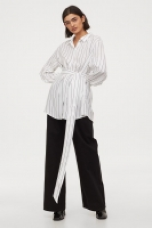 Camisa con cinturón de anudar 10.99 €