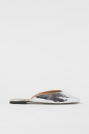 Mules 9.99 €