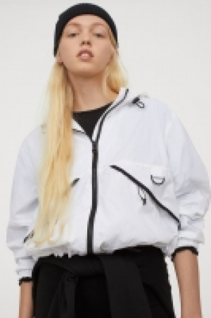 Chaqueta de nailon 19.99 €