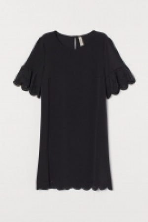 Vestido festoneado 14.99 €