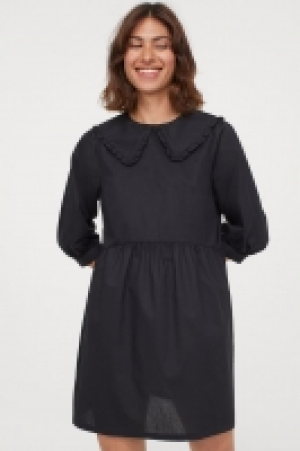 Vestido de popelina con cuello 14.99 €