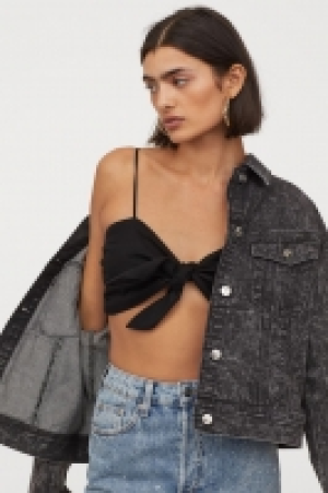 Bustier con nudo decorativo 6.99 €