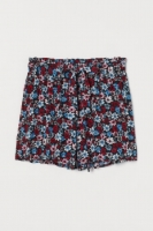 Pantalón corto arrugado 6.99 €