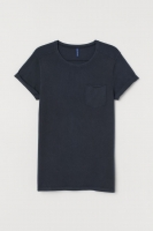 Camiseta con bolsillo superior 6.99 €