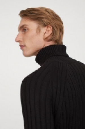 Jersey con cuello alto 12.99 €