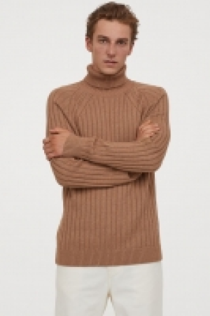 Jersey con cuello alto 14.99 €