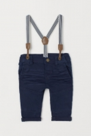 Pantalón de sarga con tirantes 8.99 €