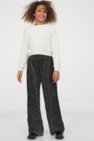 Pantalón amplio cropped 9.99 €