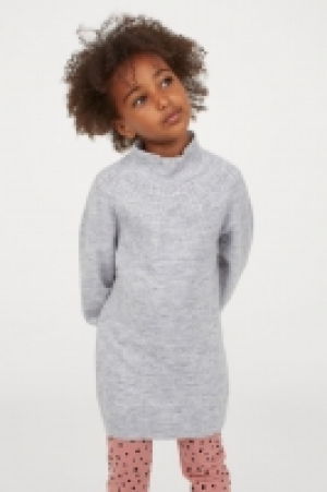 Vestido de punto fino 10.99 €