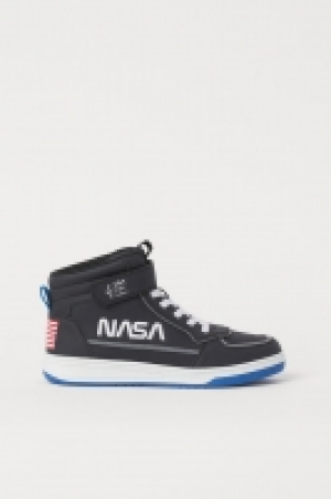 Zapatillas deportivas altas 17.99 €