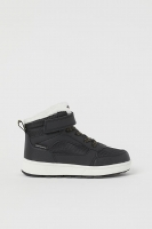 Deportivas impermeables altas 20.99 €