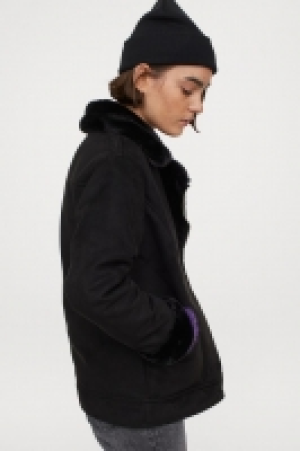 Chaqueta con cuello maxi 34.99 €