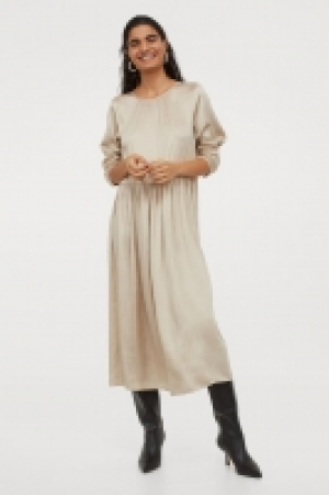 Vestido midi 14.99 €