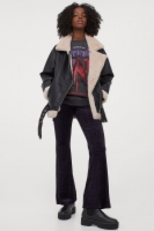 Leggings acampanados de velour 9.99 €