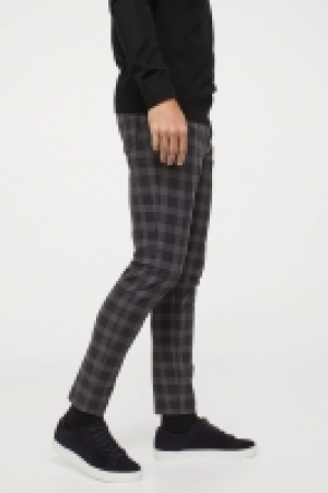 Pantalón de sarga Skinny Fit 15.99 €