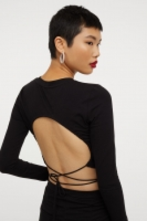Top con espalda abierta 9.99 €