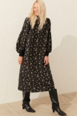 Vestido con mangas globo 8.99 €
