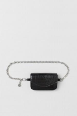Riñonera con cadena de metal 9.99 €