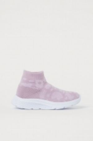 Deportivas en punto menguado 7.99 €