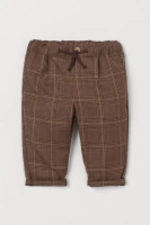 Pantalón de sarga sin cierre 4.99 €
