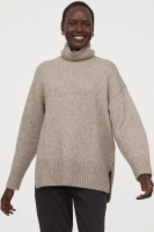 Jersey oversize de cuello alto 17.99 €
