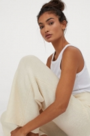 Pantalón de punto 12.99 €