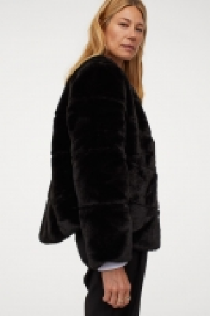 Chaqueta en pelo sintético 27.99 €