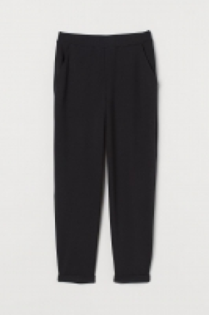 Pantalón tobillero sin cierre 10.99 €
