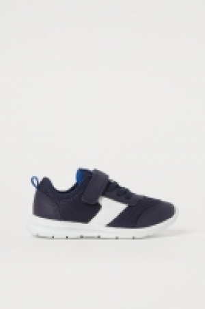 Zapatillas deportivas de malla 8.99 €
