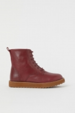Botas de piel 23.99 €