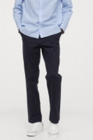 Chinos de algodón Regular Fit 9.99 €