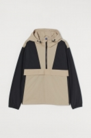 Anorak con capucha 23.99 €